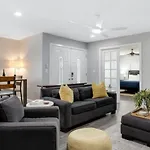 Bella Casa 1 Pool With Spa Minutes To Downtown And Beaches