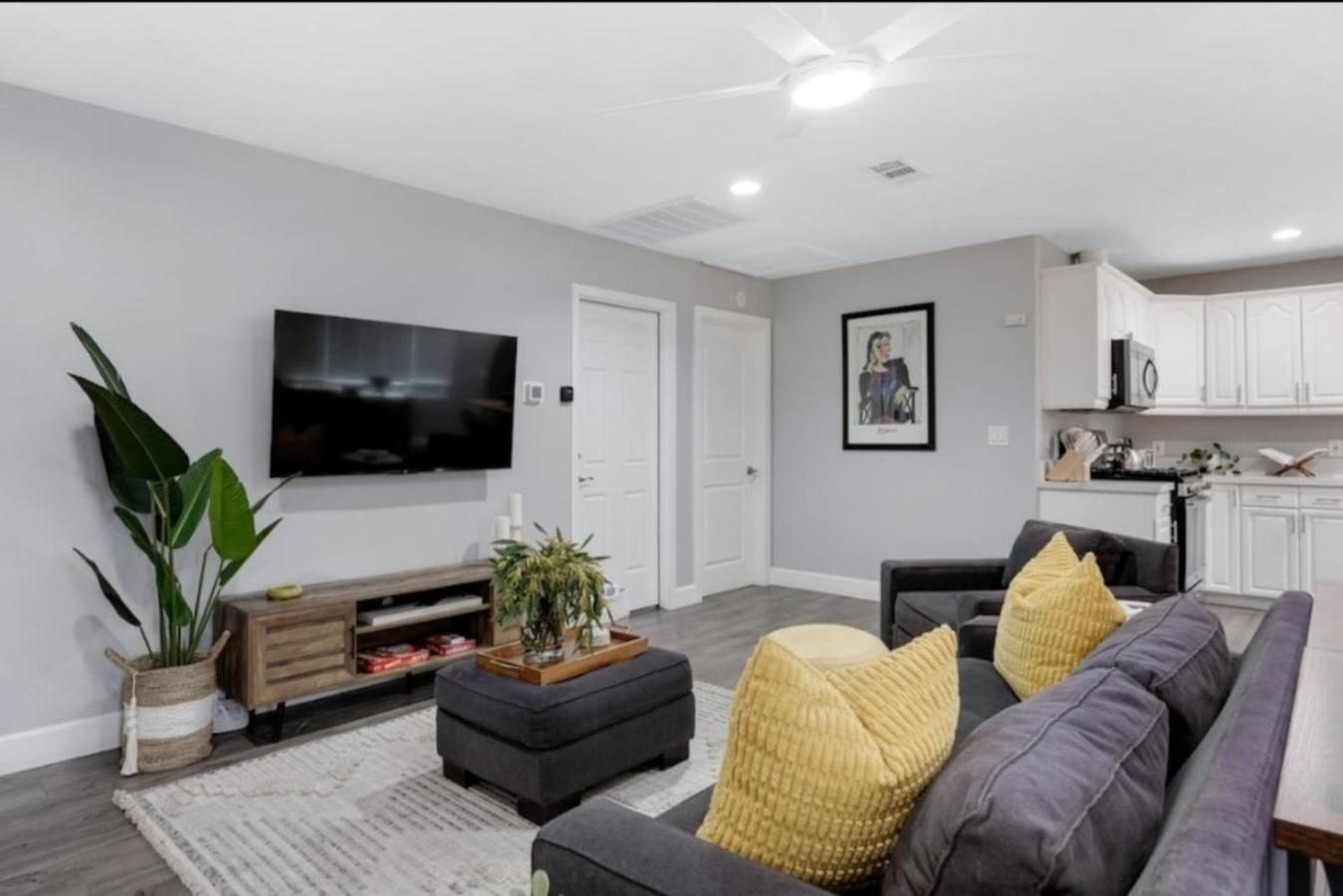 Bella Casa 1 Pool With Minutes To Downtown And Beaches *